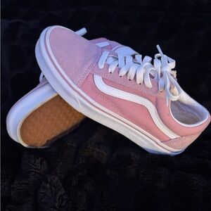 PINK OLD SKOOL VANS Vans Pink and White Womens 6.5